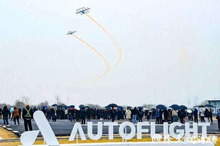 多项“全球领先”!V5000天际龙最大载客10人 多项“全球领先”!V5000天际龙最大载客10人